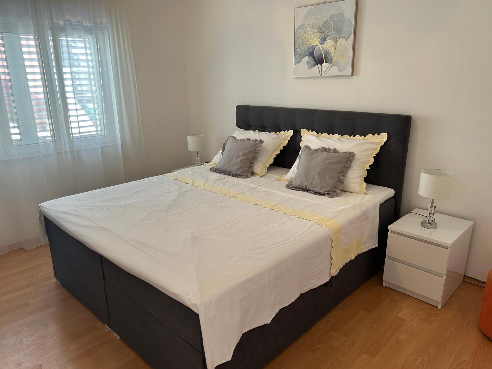 Apartmani Pavlovic Sucuraj Bagian luar foto
