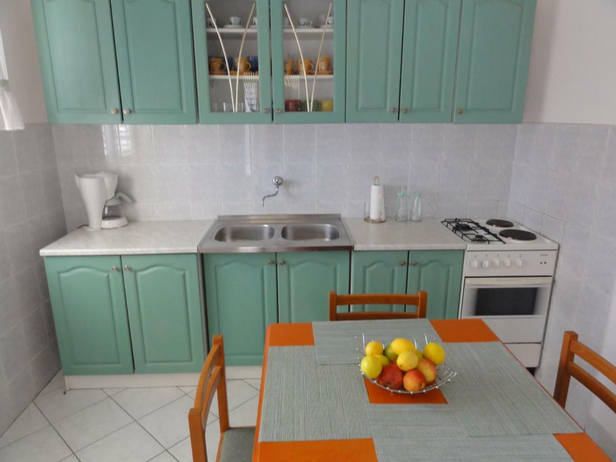 Apartmani Pavlovic Sucuraj Bagian luar foto
